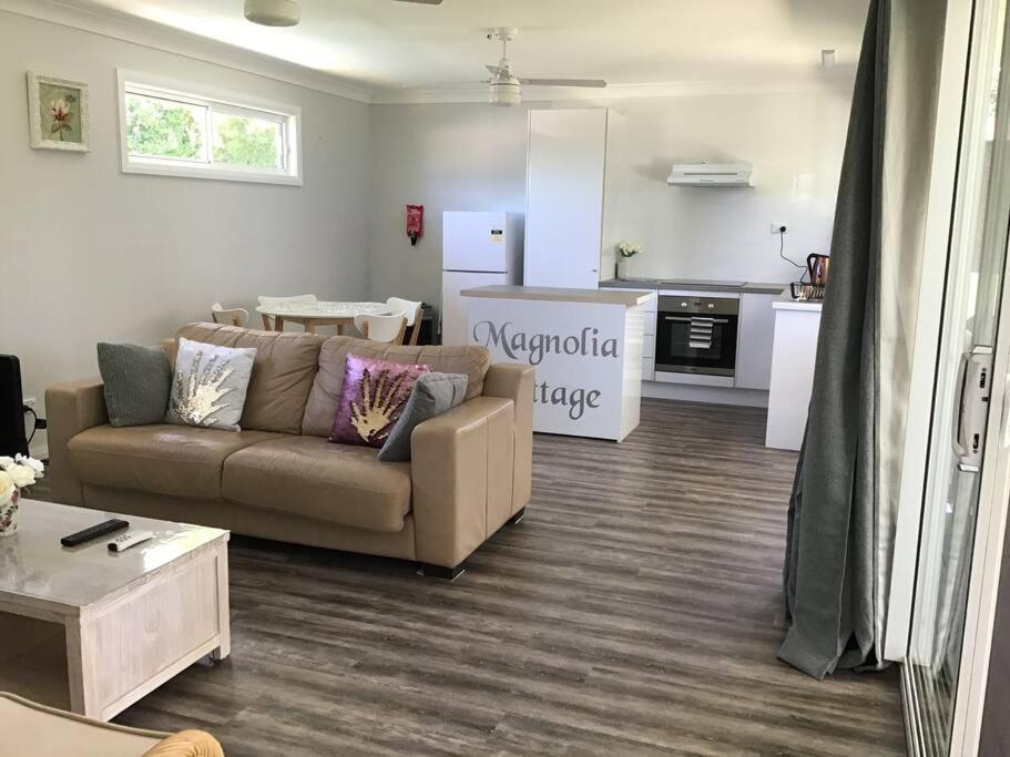 Magnolia Cottage 콥스 하버 외부 사진